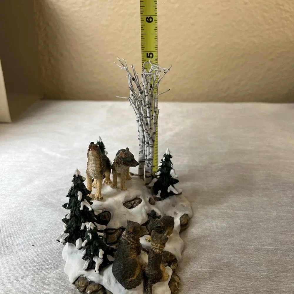 Vintage 1998 Department 56 Village Accessories Wolves In The Woods #52765 Boxed